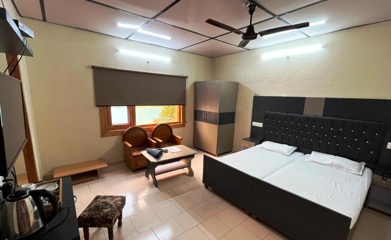 Pops Resort Pālampur Dış mekan fotoğraf