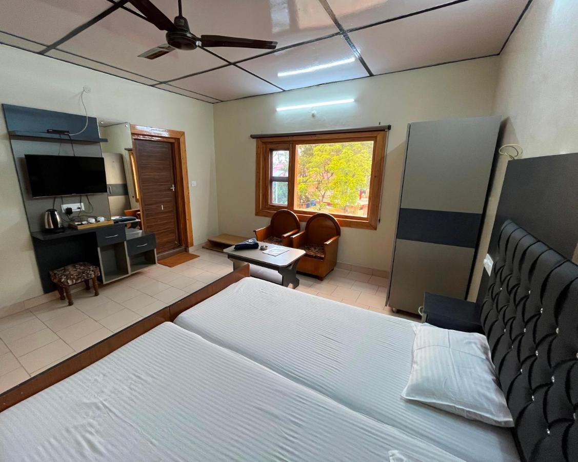 Pops Resort Pālampur Dış mekan fotoğraf